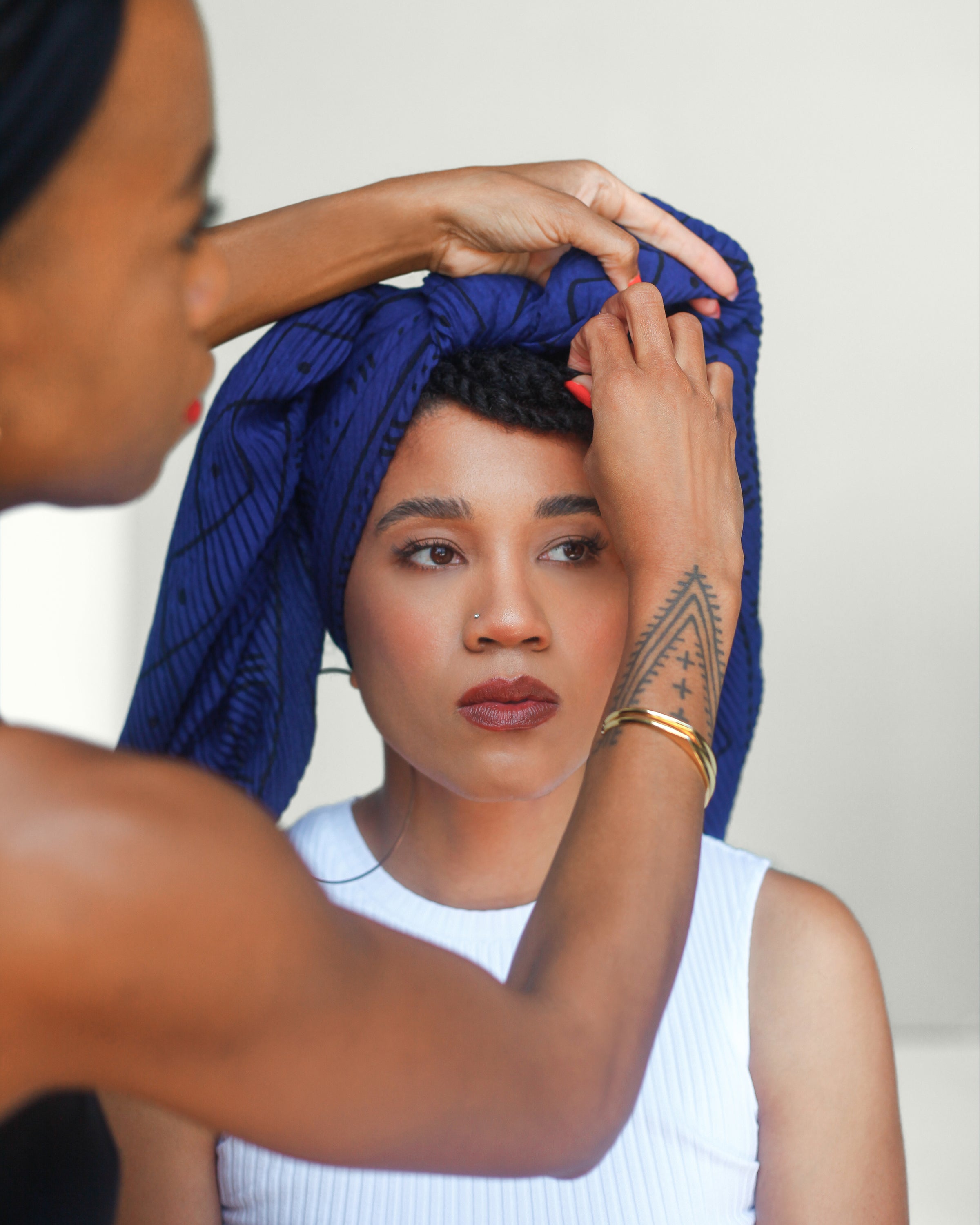 Printed Pleated Head Wrap in Essence