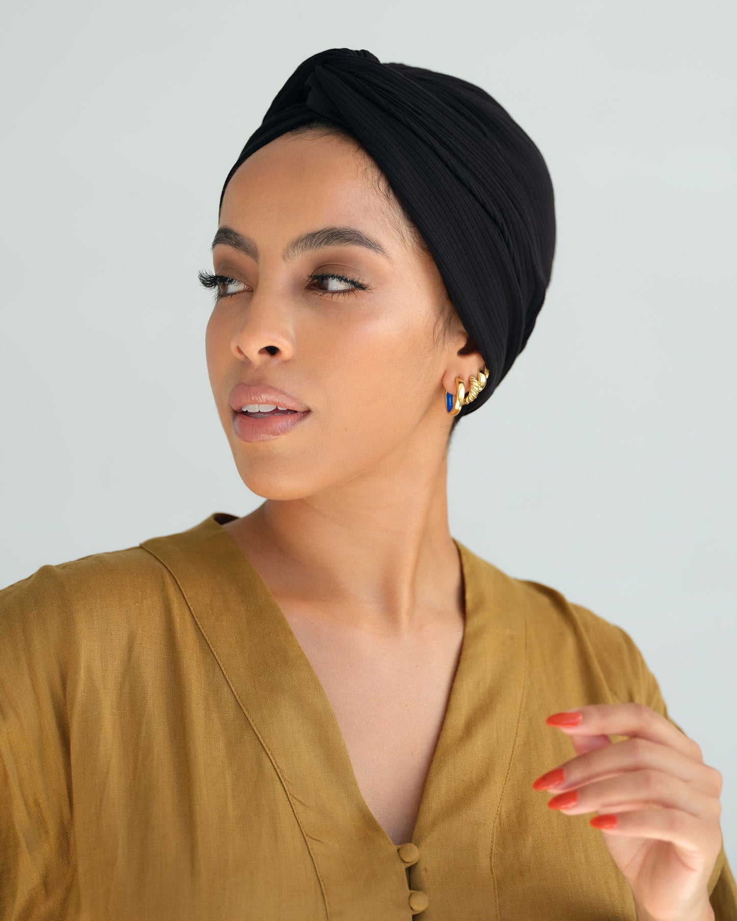Ribbed Satin Lined Turban in Jet Black