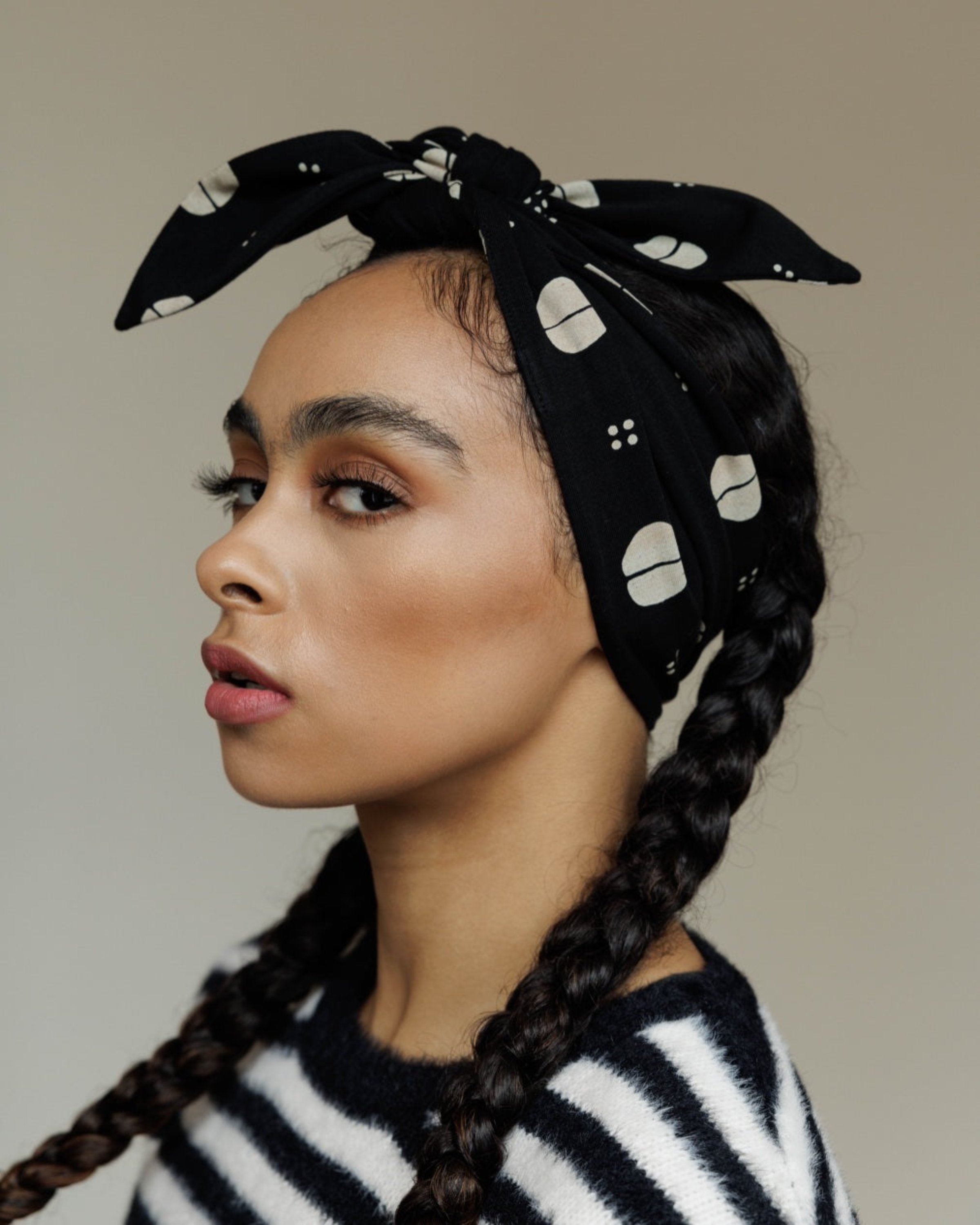 Printed Stretch Bandie in Noire Amisha