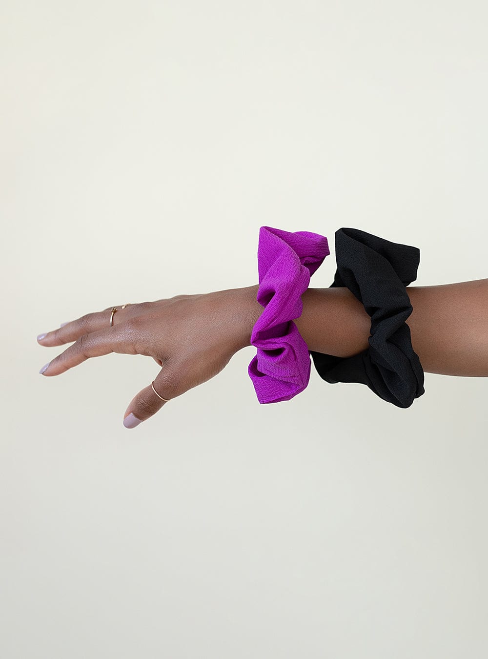 The Wrap Life Allure Two-pack Knitted Scrunchie- Magenta & Black Purple Scrunchie