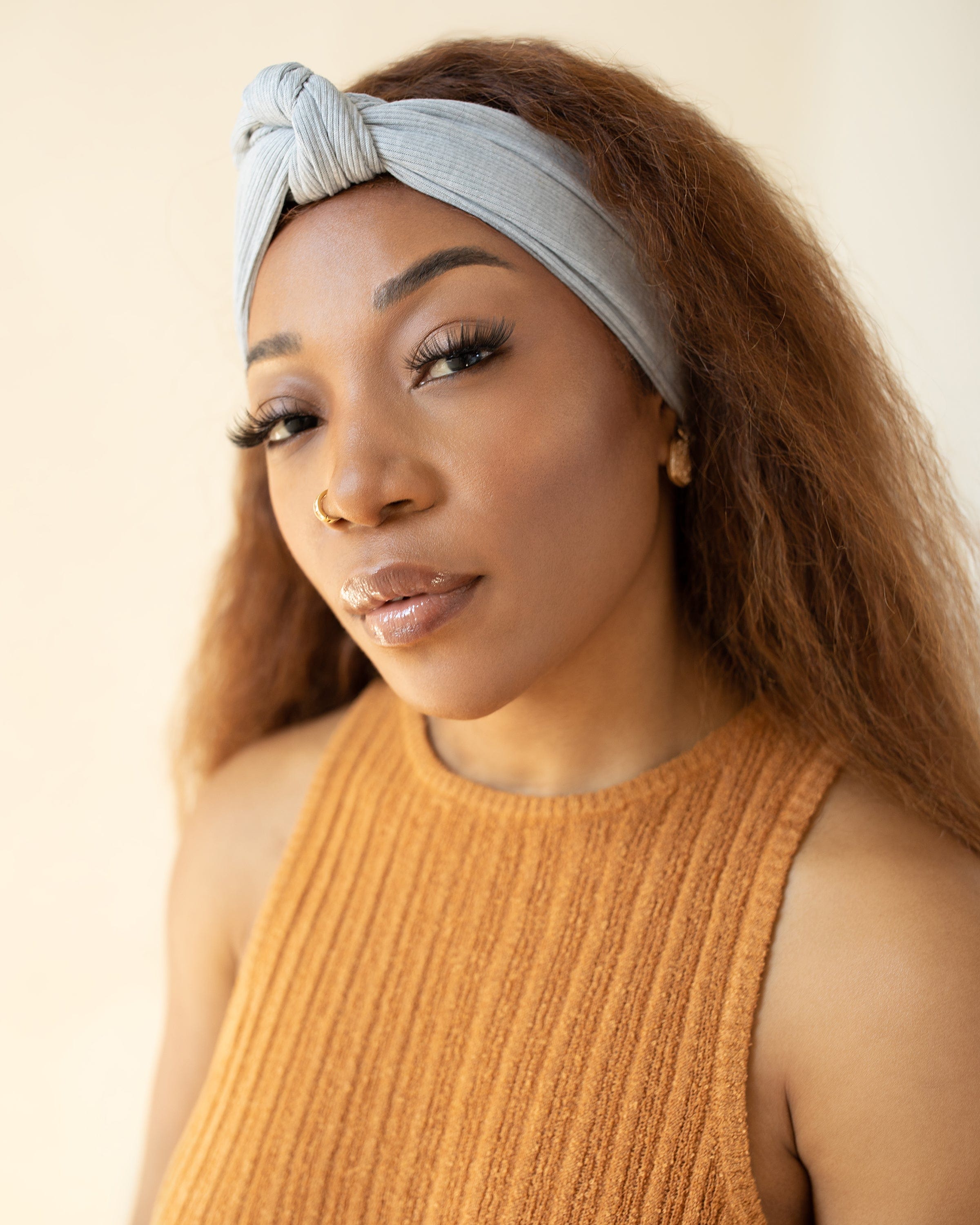 The Wrap Life Harvest Ribbed Bandie in Ash Grey Bandie