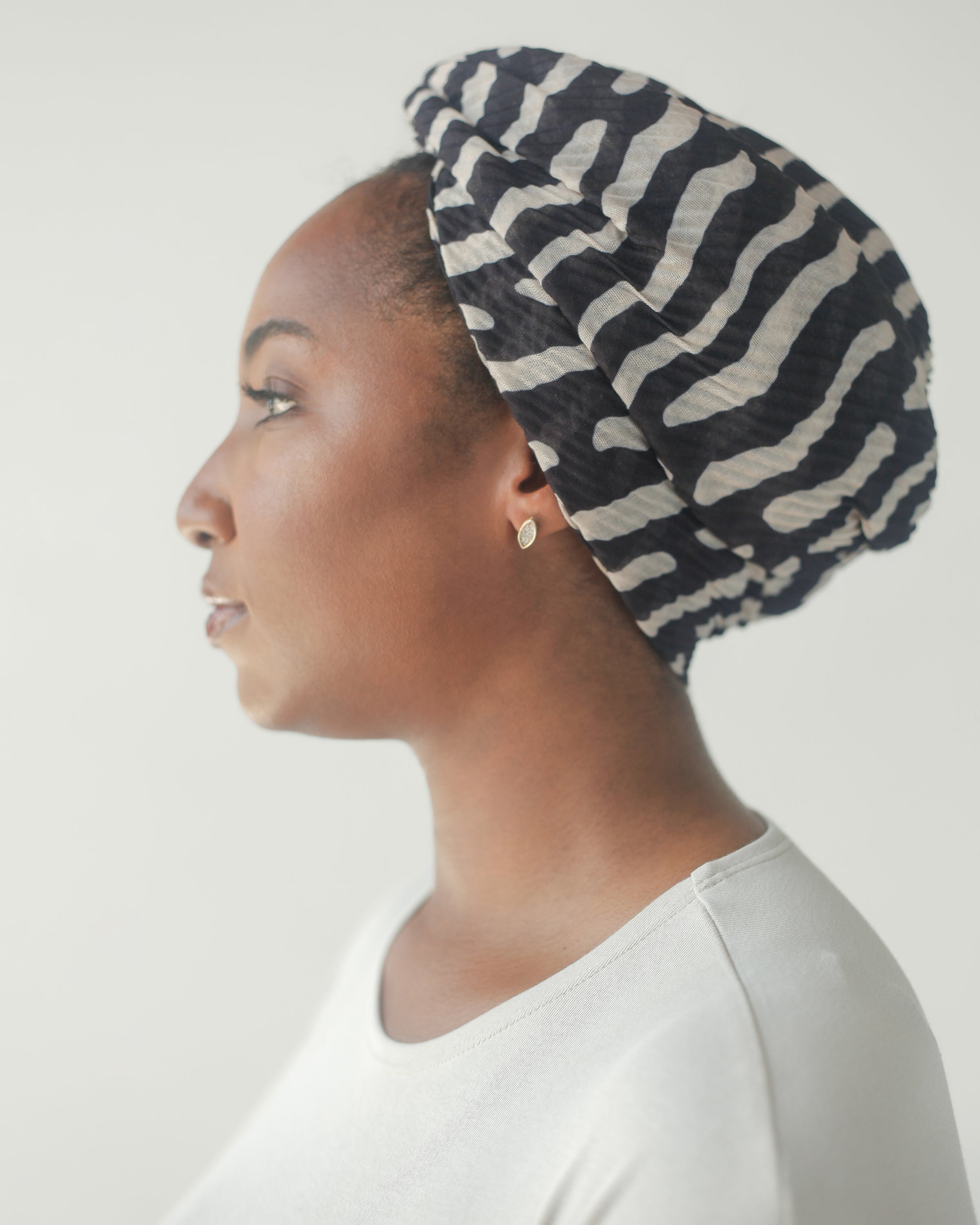 Printed Pleated Head Wrap in Zizzy