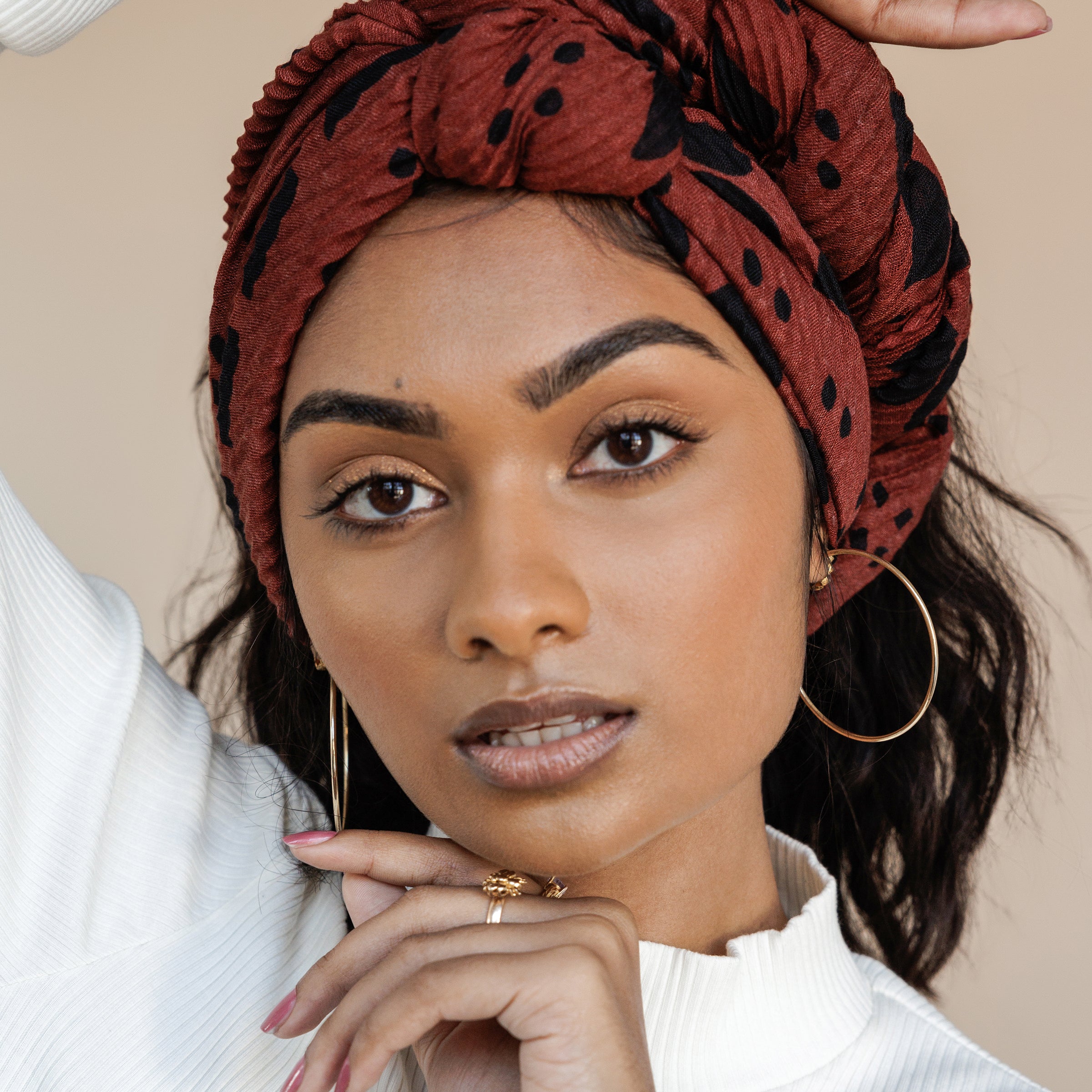 Printed Pleated Head Wrap in Adisa