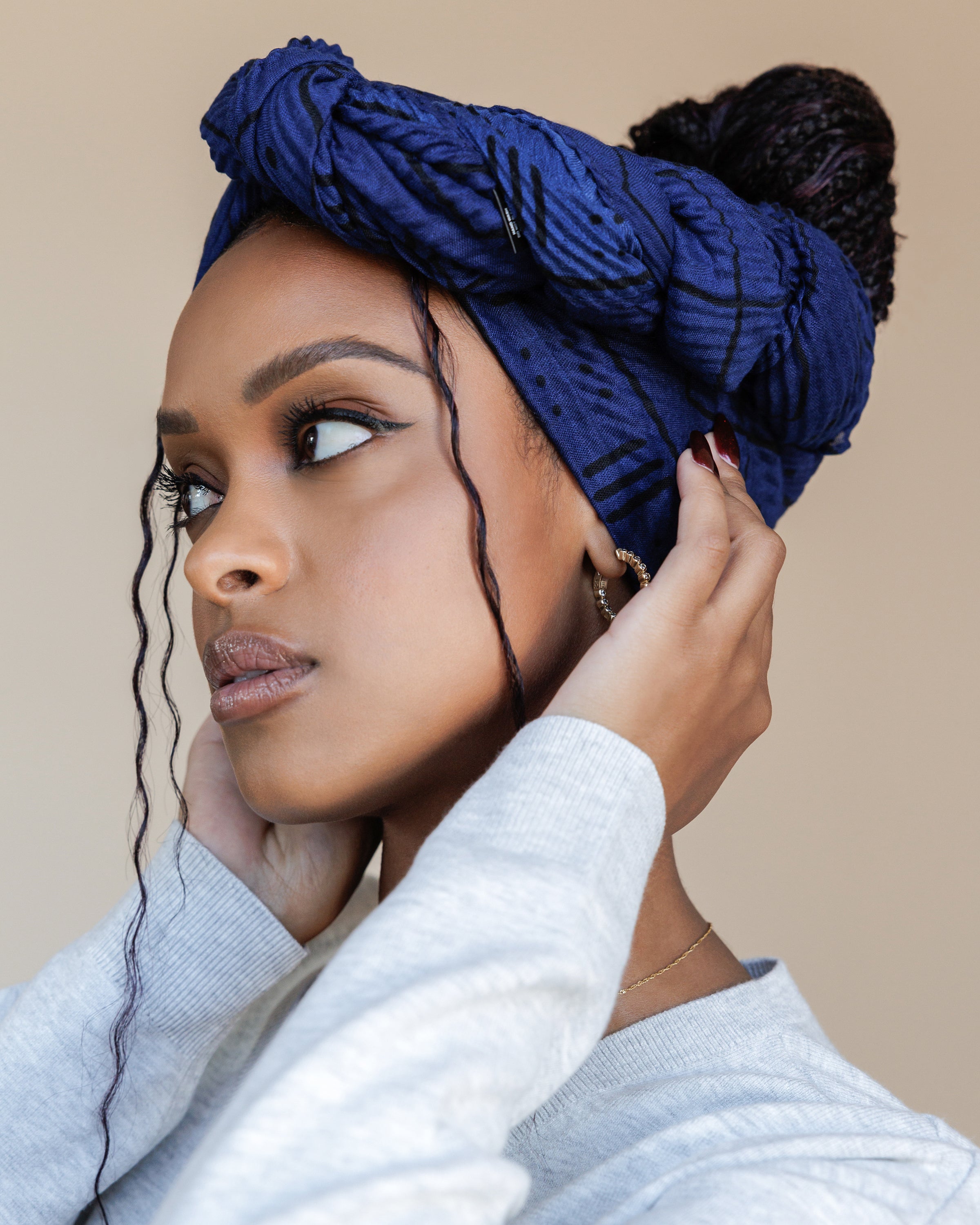 Silk Headwrap online - Queen of Hearts Blue