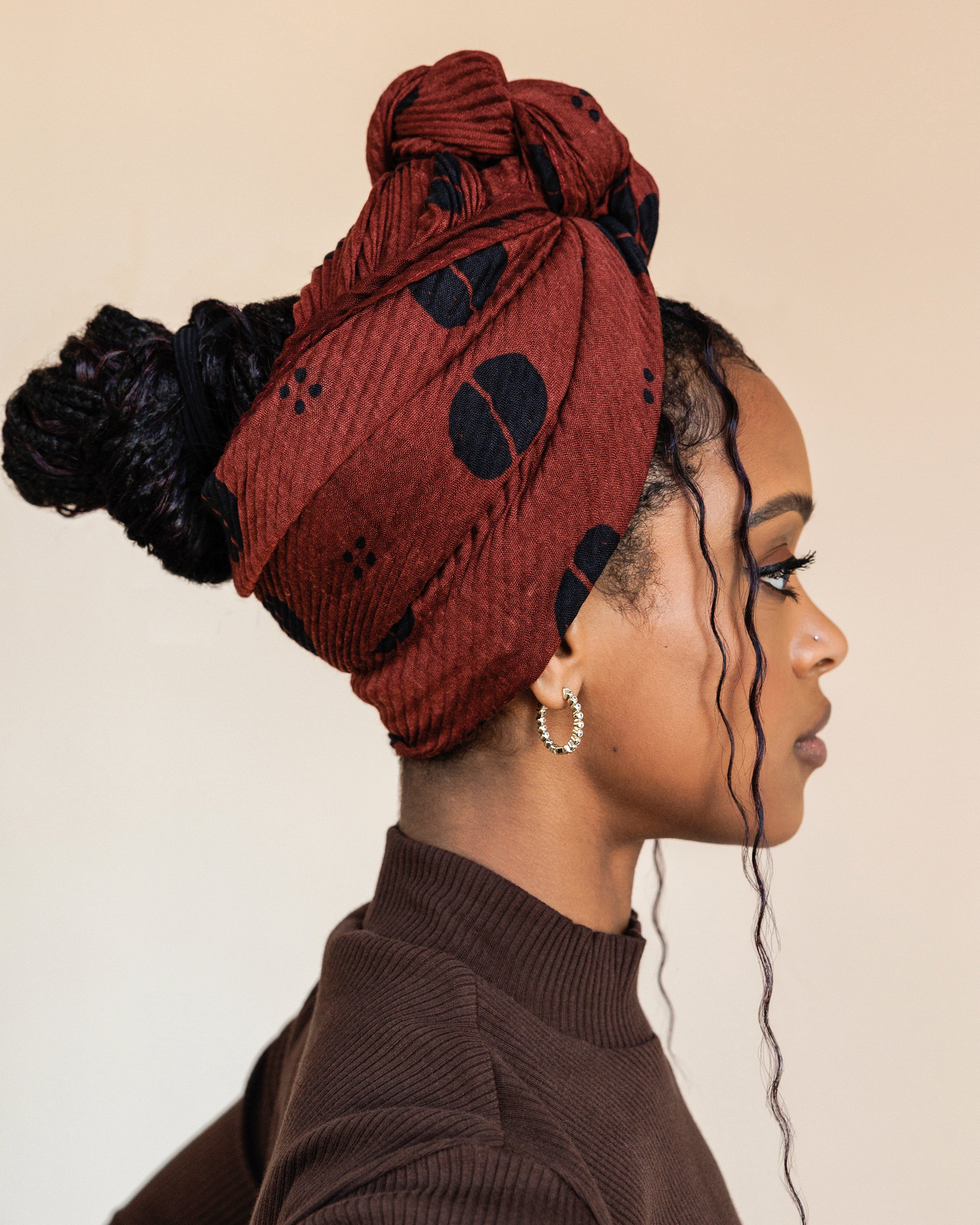 Printed Pleated Head Wrap in Mahogany