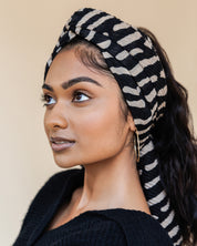 Printed Pleated Head Wrap in Zizzy